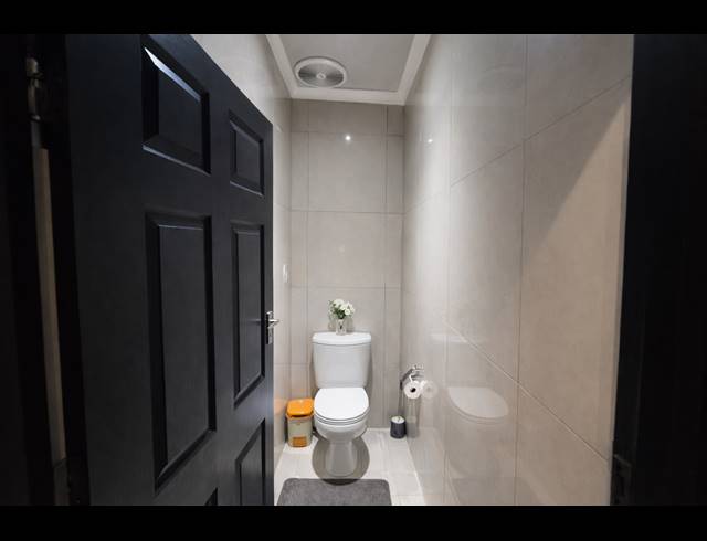 3 BEDROOM HOUSE FOR SALE IN SEA PARK